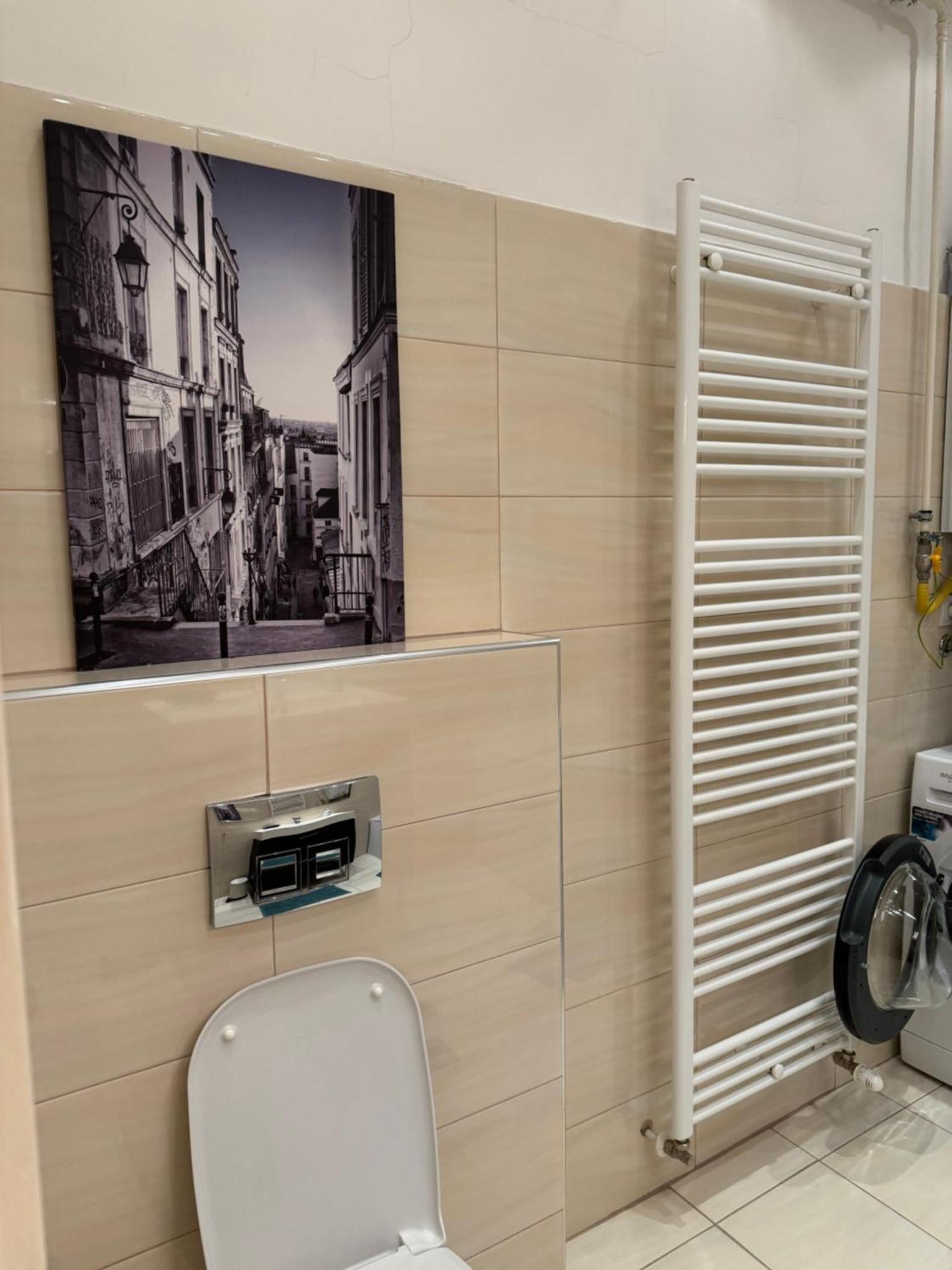 Stylish Apartment by the Vígszínház Theater Budapest Kültér fotó